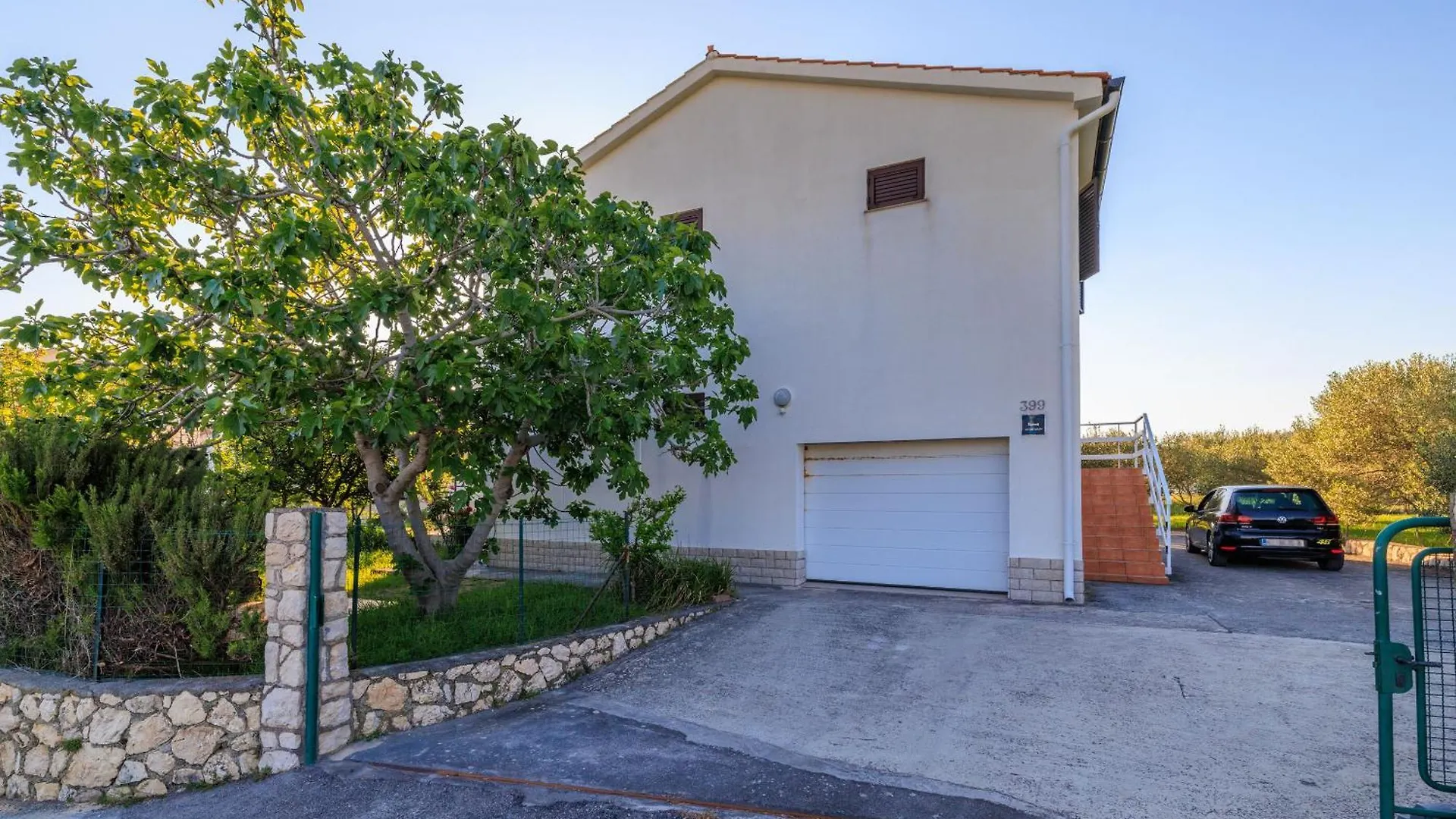 Apartments Biserka Palit 0*,