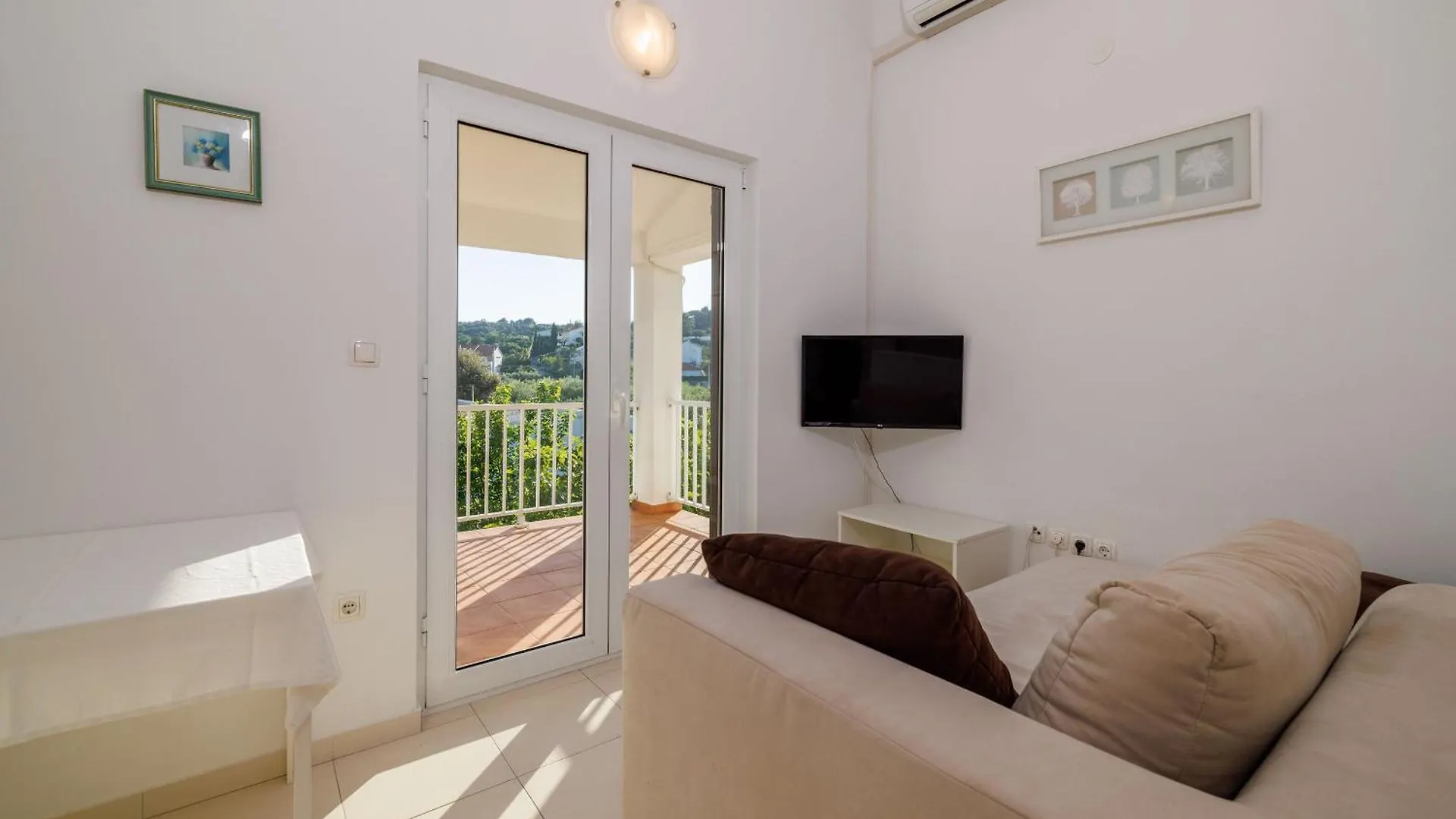 Apartments Biserka Palit Kroatien